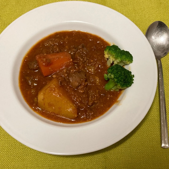 うちのおかず　土鍋で猪肉のトマト煮込み